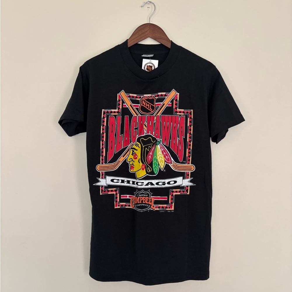 Vintage Chicago Blackhawk LOGO 7 Graphic Tee Brand New With Tags DEADSTOCK